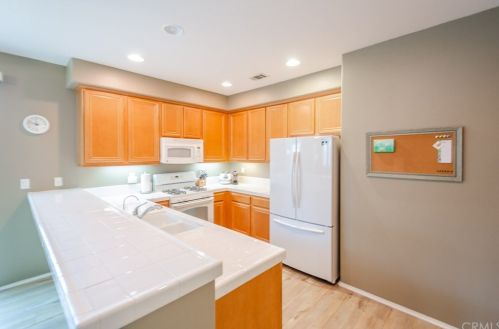 7040 Piedmont St, Chino CA  91710-6962 exterior