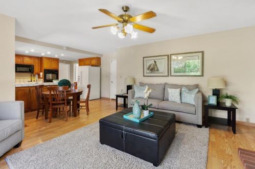 4400 Calle De Farrar, San Jose CA  95118-1909 exterior