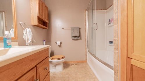 5746 Taney Pl, Gary IN  46410-2168 exterior