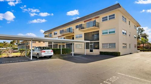 3789 46th Ave, Saint Petersburg, FL 33711-4461