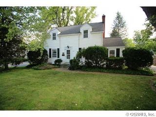 1963 Penfield Rd, Penfield, NY 14526-1534