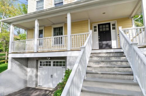416 Ninth Ave, New Rochelle, NY 10803-1349