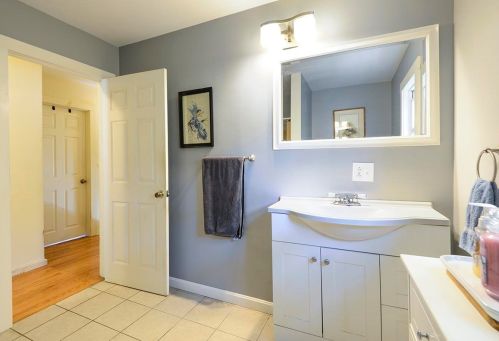 68 Old Homestead Hwy, Keene NH 03431-4449 exterior