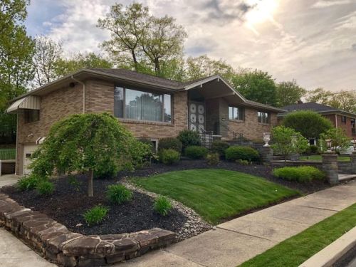 103 Yesu Dr, Scranton PA  18505-2749 exterior