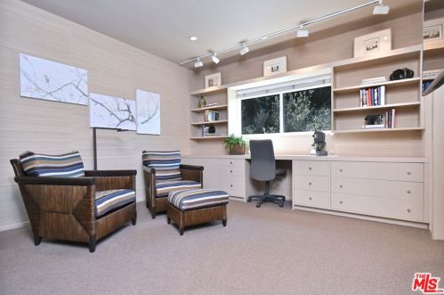 5037 Gaviota Ave, Van Nuys CA  91436-1427 exterior