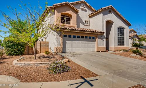 9543 Whetstone Mountain St, Tucson, AZ 85748-6628