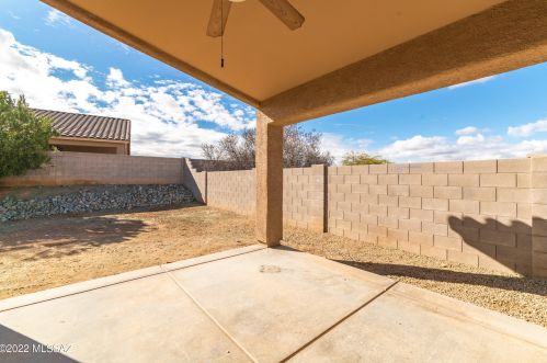 60387 Loose Reins Pl, Tucson AZ 85739-5903 exterior