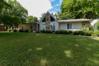 2211 Canterbury Cir, Maryville, TN 37803-6506
