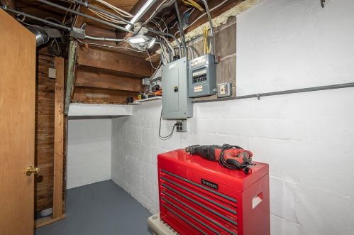 439 50, Milwaukee WI 53208-3634 exterior