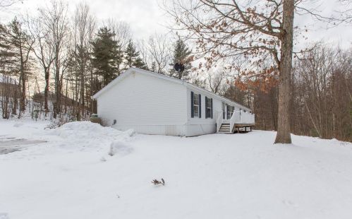 25 James Rd, Fremont NH  03044-3213 exterior