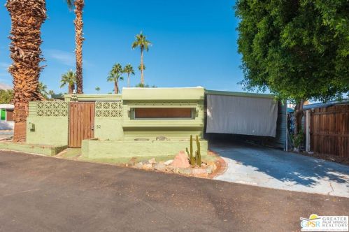 82 Santa Monica St, Palm Springs, CA 92264-5255