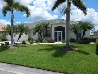 2957 Seasons Blvd, Sarasota, FL 34240-8231
