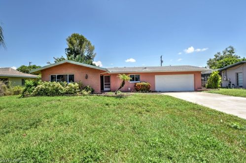 2639 16th Pl, Cape Coral, FL 33904-3210