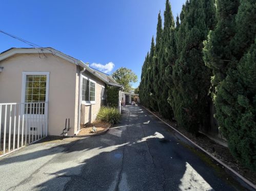 1036 Haven Ave, Redwood City, CA 94063-4308