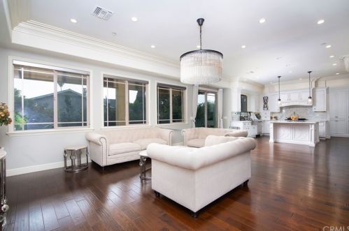 5318 Zadell Dr, Temple City CA  91780-3353 exterior