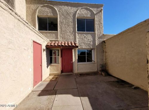 1441 54th Ln, Phoenix, AZ 85043-1715