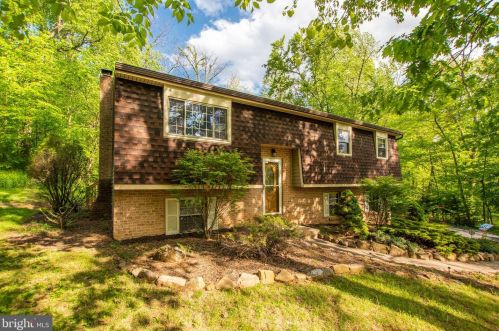 100 Hilldale Rd, Etters PA  17319-9469 exterior