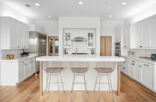 1355 Ravean Ct, Encinitas CA  92024-6204 exterior