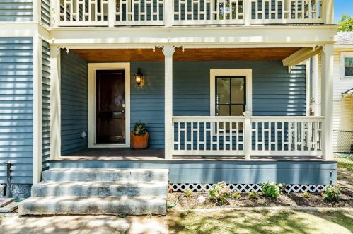 1804 37 St, Galveston TX 77550-6726 exterior