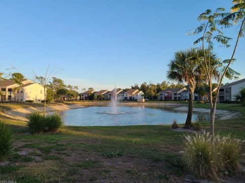 201 Santa Clara Dr, Naples FL  34104-5439 exterior