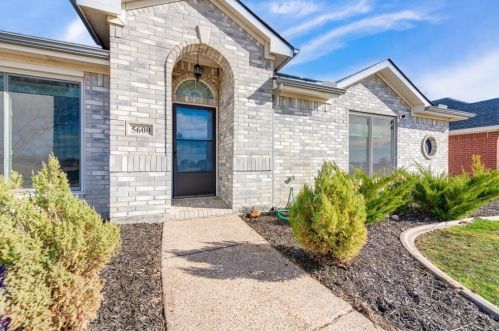 5600 Worley Dr, Frisco TX  75056-3850 exterior