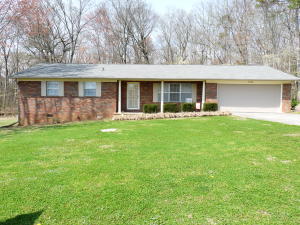 1019 Greenwich Dr, Maryville, TN 37803-0464