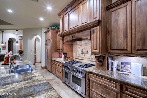 12160 Whispering Wind Dr, Scottsdale AZ  85255-5972 exterior