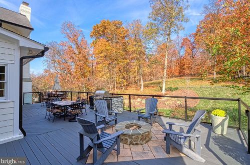 40280 Spectacular Bid Pl, Leesburg VA  20176-7173 exterior