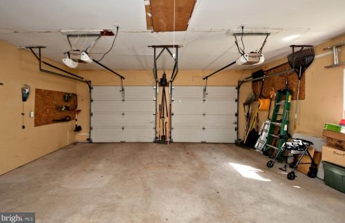 122 Claremont Dr, Lansdale PA 19446-6361 exterior