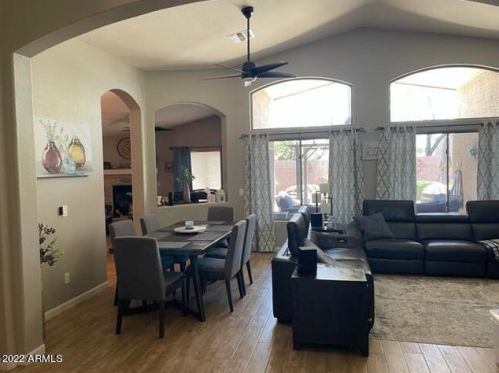 43121 Sunland Dr, Maricopa, AZ 85138-2399