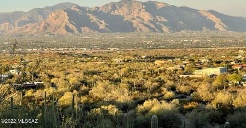 4900 Caminito Sedante, Tucson, AZ 85745-9102