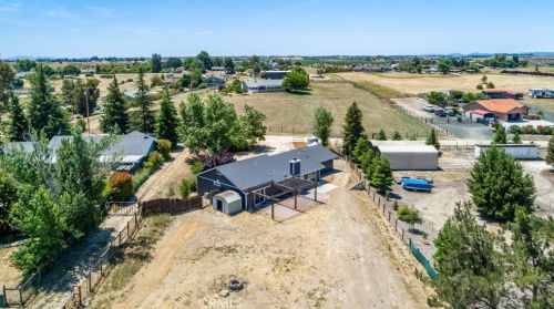 8255 Settlers Pl, Lake Nacimiento CA  93446-8364 exterior