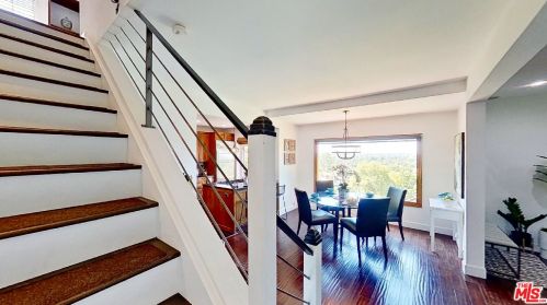 11264 Sunshine Ter, North Hollywood CA  91604-3124 exterior