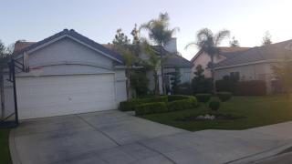 2027 Yeargin Dr, Fresno, CA 93720-4111