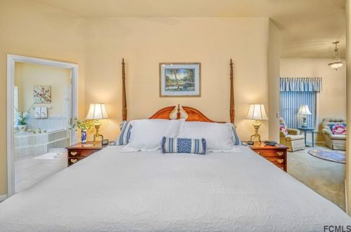 1422 Dolph Cir, Ormond Beach FL 32174-2891 exterior