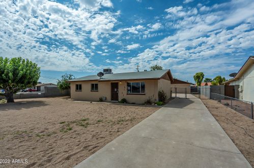 4303 Vista Ave, Glendale, AZ 85301-1669
