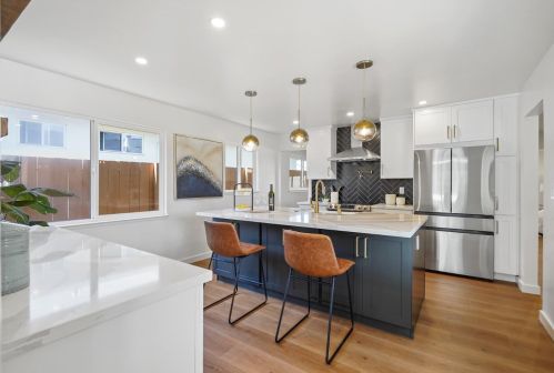 2980 Oakmont Dr, San Bruno CA  94066-1244 exterior