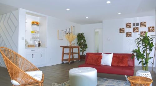 7442 Mcneil Way, Buena Park CA  90620-1746 exterior