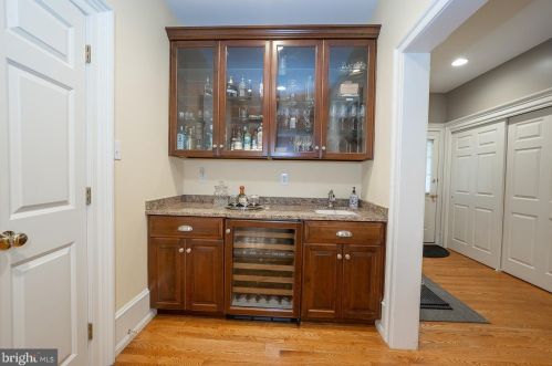 315 Blackburn Dr, Berwyn PA  19312-2801 exterior