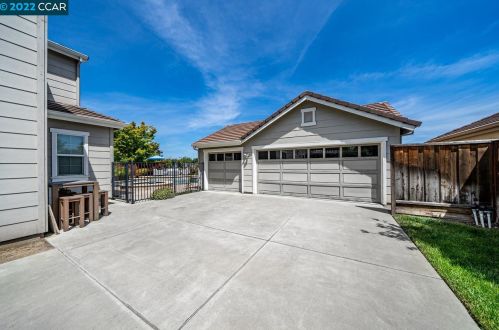 5648 Dresslar Cir, Livermore CA  94550-7194 exterior