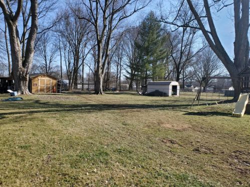 22 Lawson Dr, Amelia, OH 45102-1505