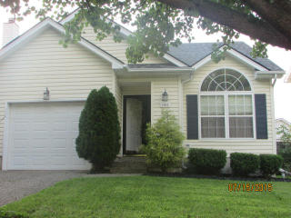 11412 Catalpa View Ct, Louisville, KY 40299-5850