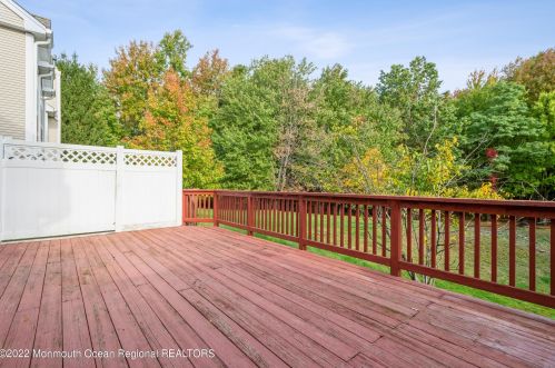 48 Alpine Rd, Holmdel Village NJ  07733-2724 exterior