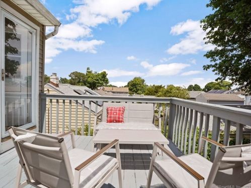 719 Queen St, Bridgeport CT  06606-3379 exterior