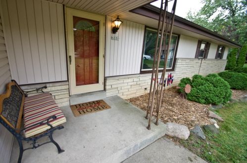 4880 Courtland Ct, Waukesha, WI 53151-7611