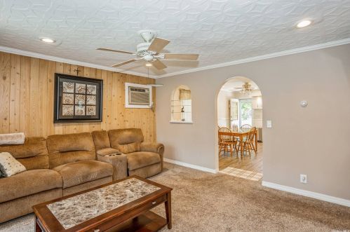 79 Somerset Ave, Manor Park NY  11950-4224 exterior