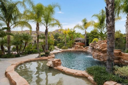 28030 Gibraltar Ln, Santa Clarita CA  91384-4548 exterior