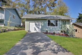 1213 61st St, Tacoma, WA 98404-2408