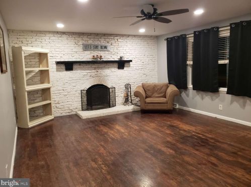 1005 Washington St, New Castle, DE 19720-6051