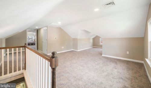 430 Manor Rd, Beverly NJ  08010-1028 exterior